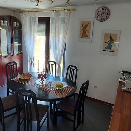 Quiet Apartment Close To Town Villach Luaran gambar